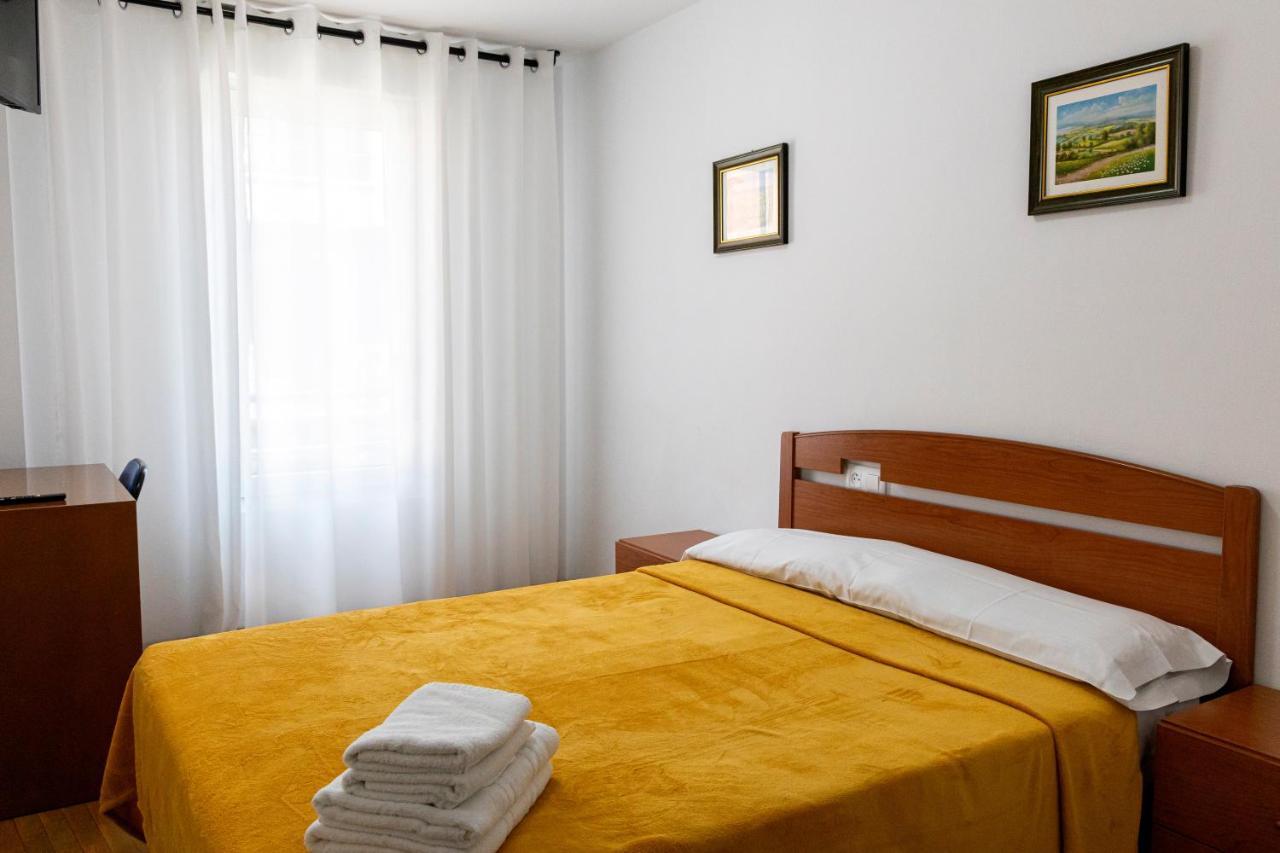 Yani'S Hospedaje Pension 1 Estrella Arriondas Extérieur photo